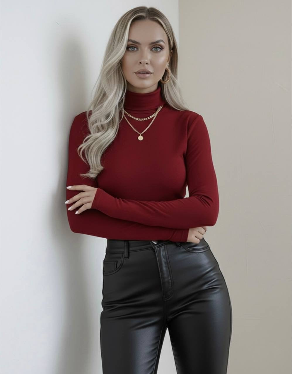 Yarım Balıkçı Yaka Parmak Detaylı Uzun Kollu Body