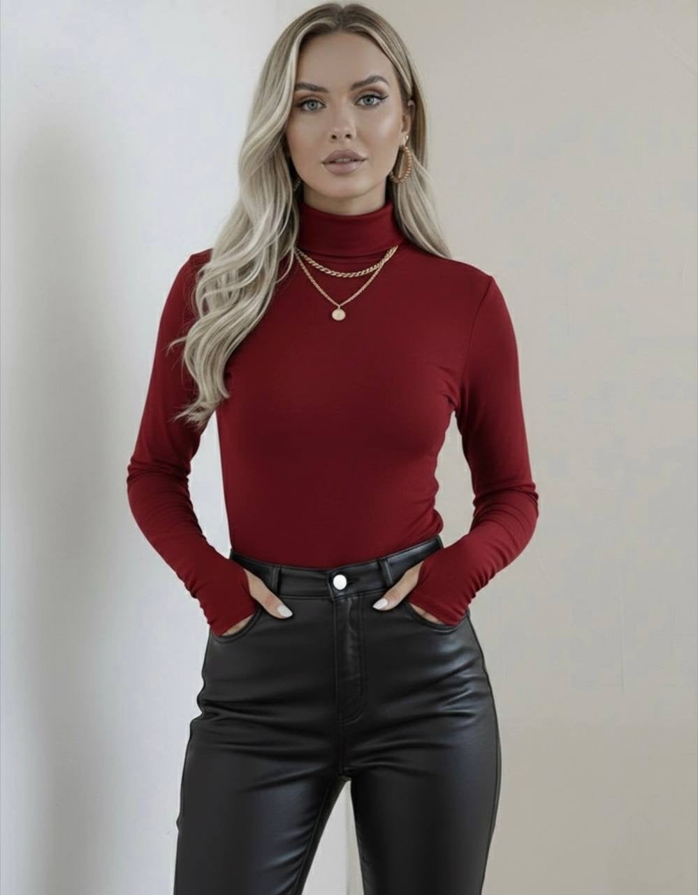 Yarım Balıkçı Yaka Parmak Detaylı Uzun Kollu Body