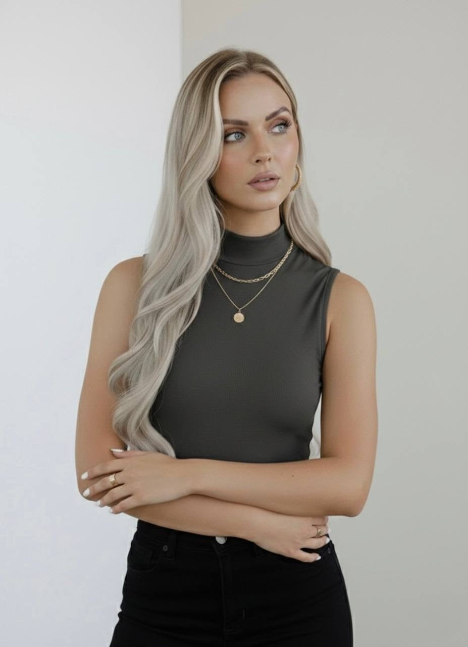 Yarım Balıkçı Yaka Kolsuz Body
