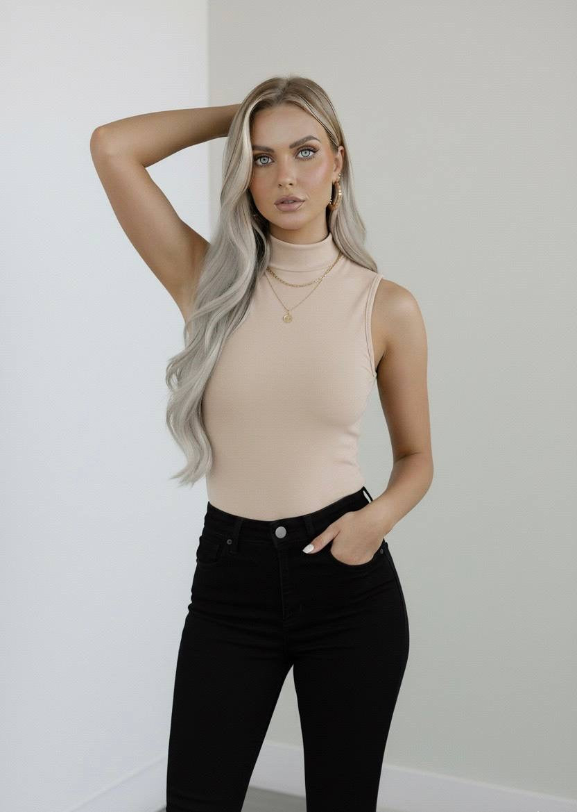 Yarım Balıkçı Yaka Kolsuz Body