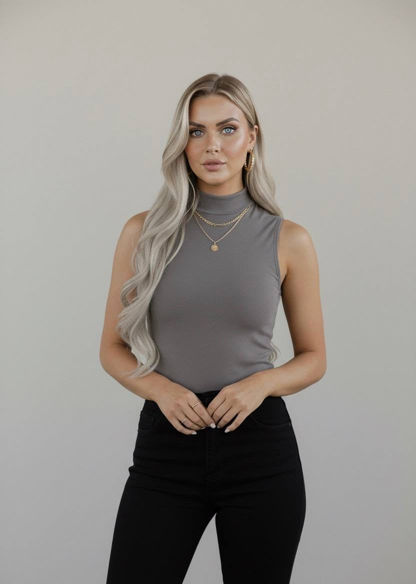 Yarım Balıkçı Yaka Kolsuz Body