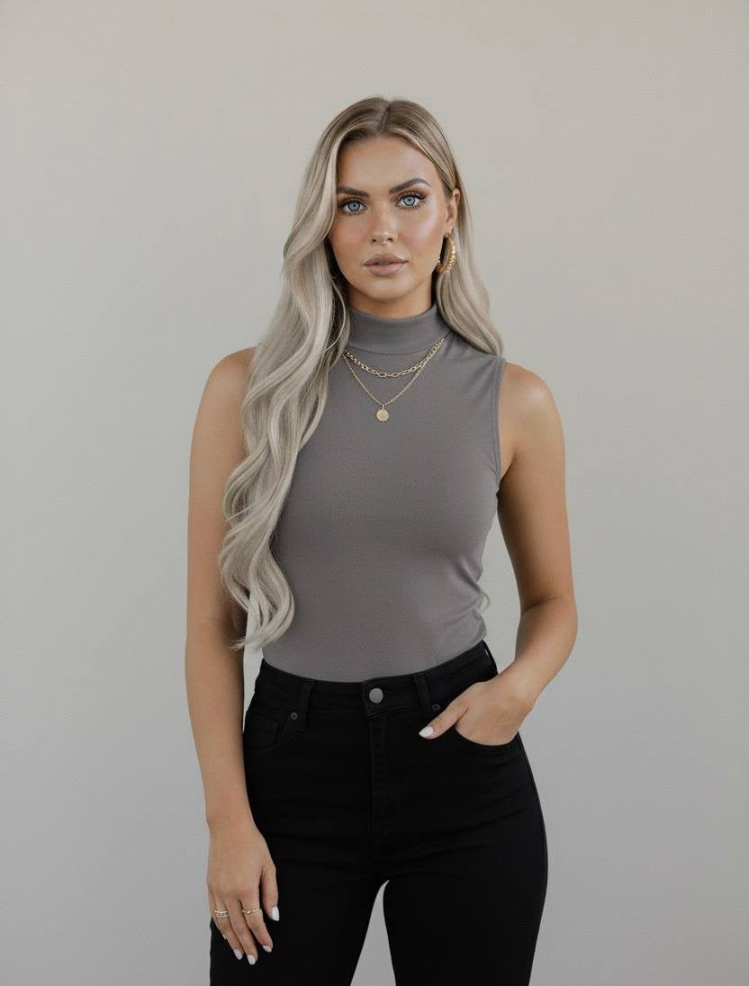 Yarım Balıkçı Yaka Kolsuz Body