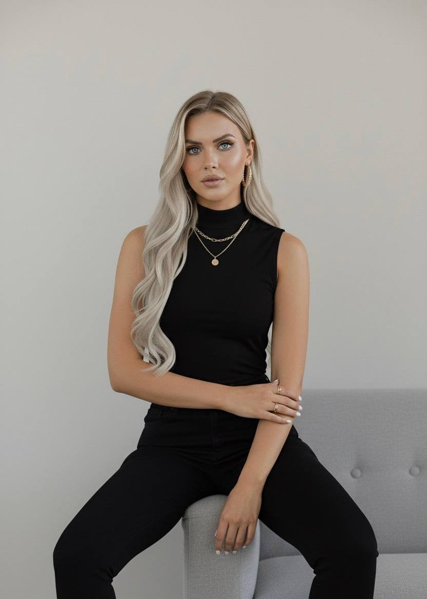 Yarım Balıkçı Yaka Kolsuz Body