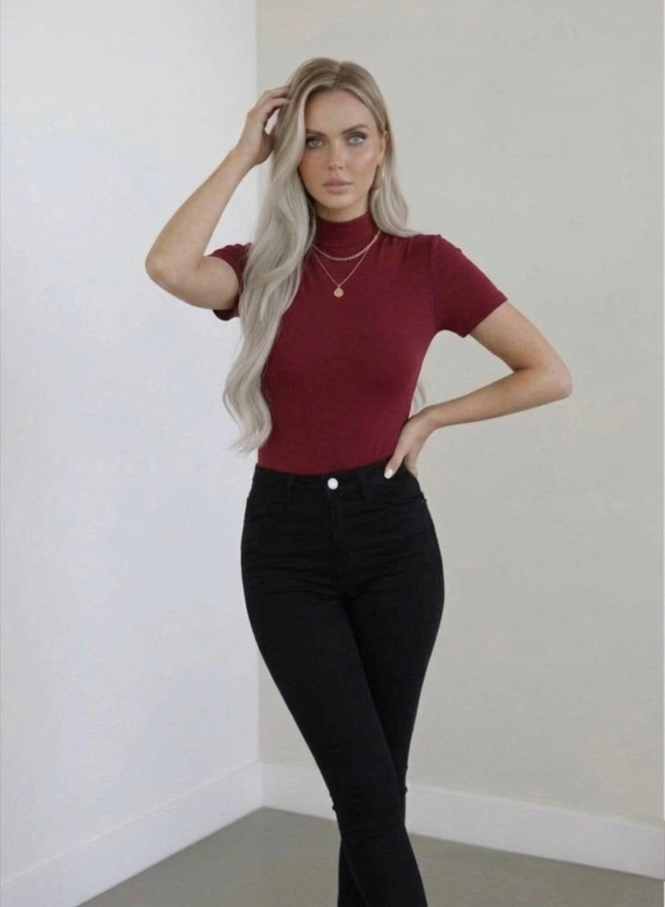 Yarım Balıkçı Yaka Kısa Kollu Body