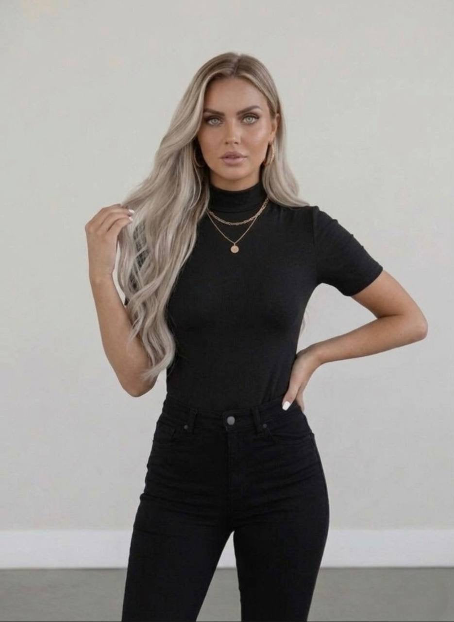 Yarım Balıkçı Yaka Kısa Kollu Body